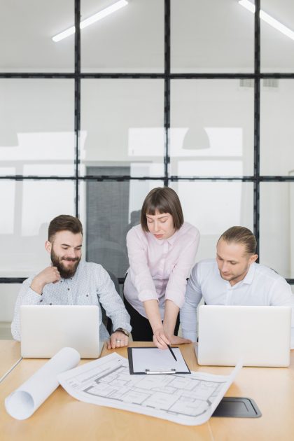 business-people-office_23-2148017157