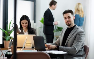 medium-shot-people-working-desk_23-2149300648